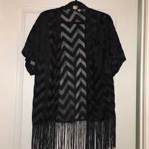 Black fringe kimono